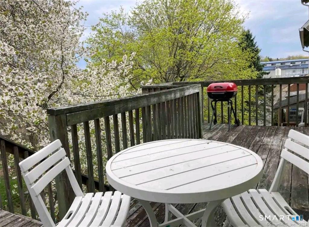 39 Rogers Street Branford CT 06405