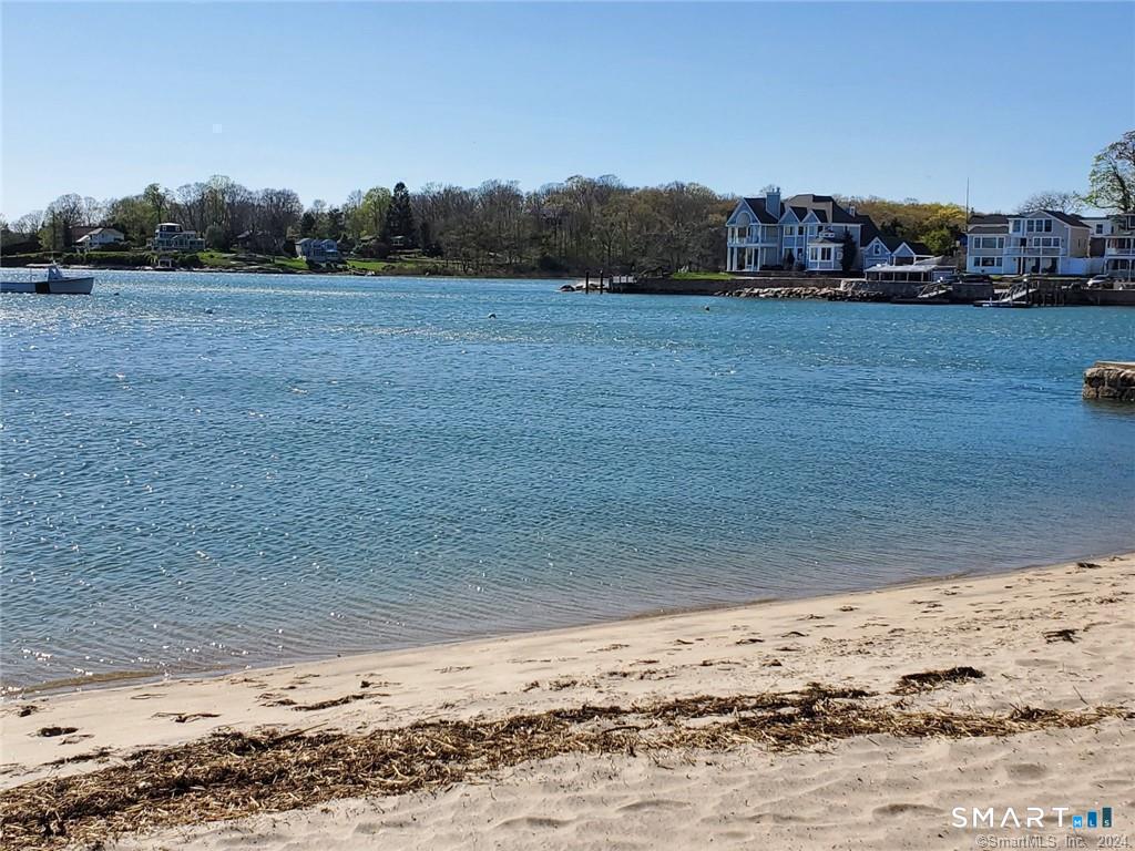 39 Rogers Street Branford CT 06405