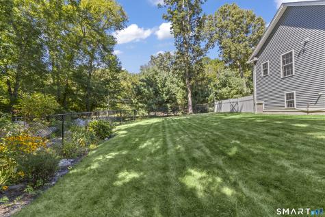 1 Arrowhead Trail Waterford CT 06385