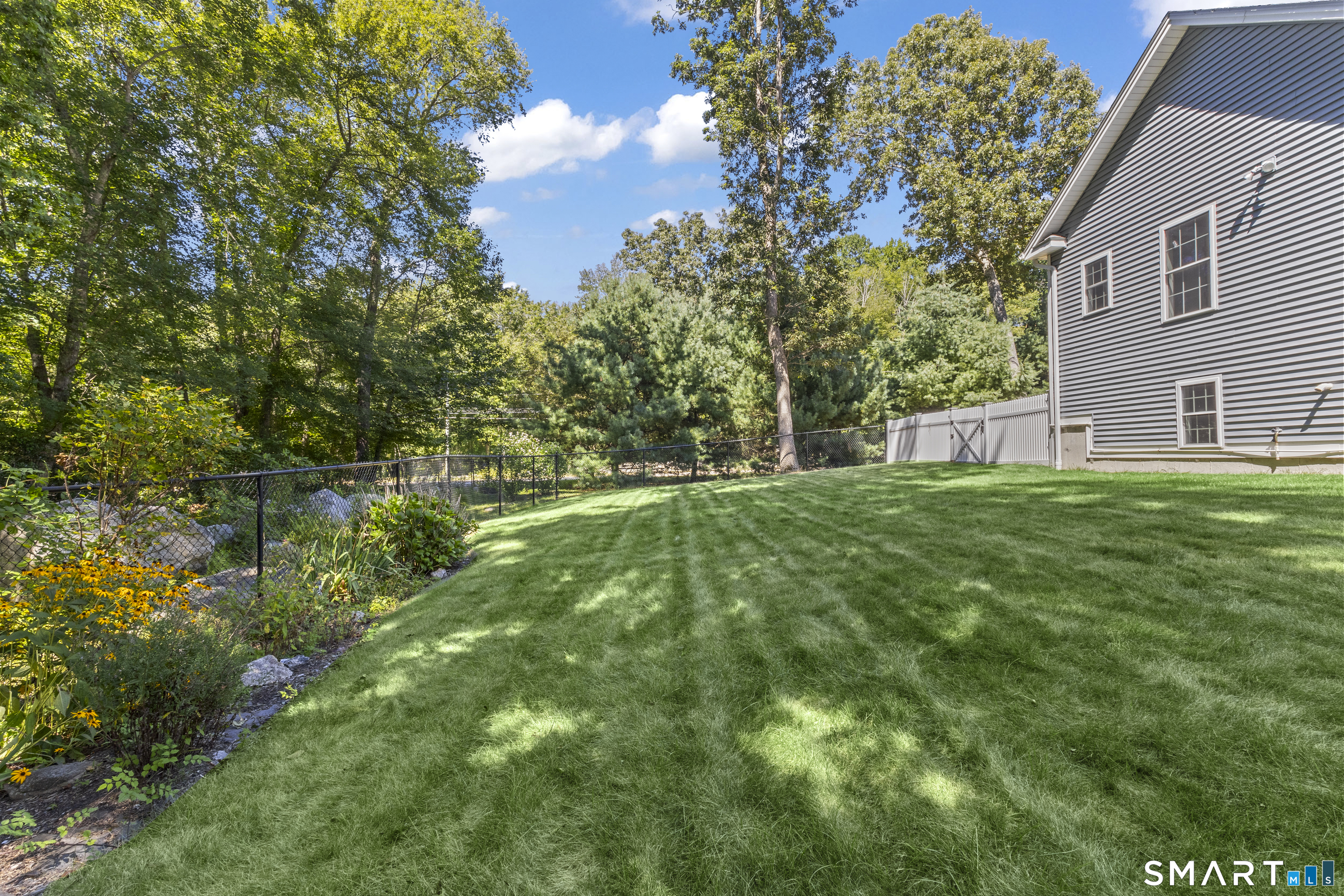 1 Arrowhead Trail Waterford CT 06385