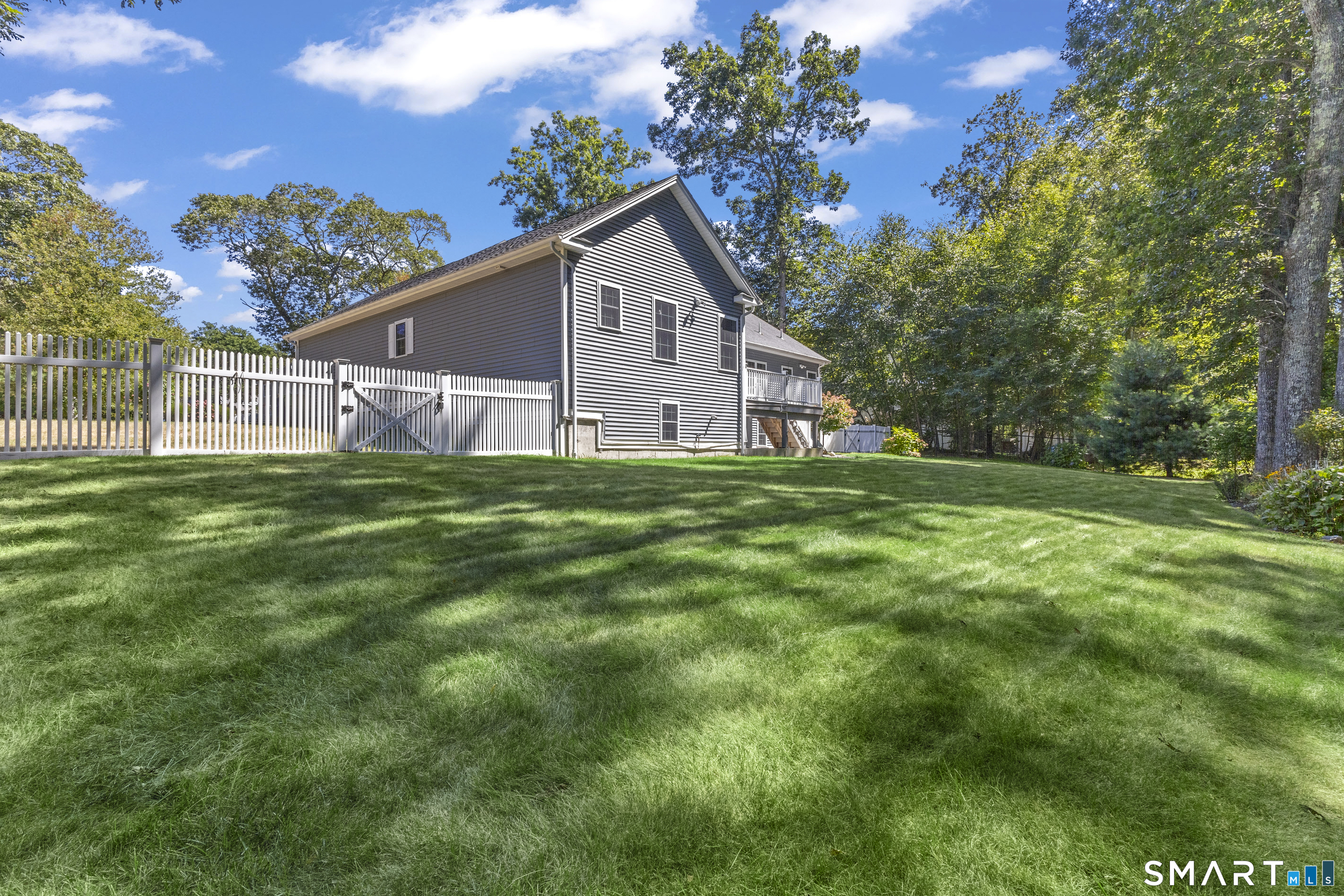 1 Arrowhead Trail Waterford CT 06385
