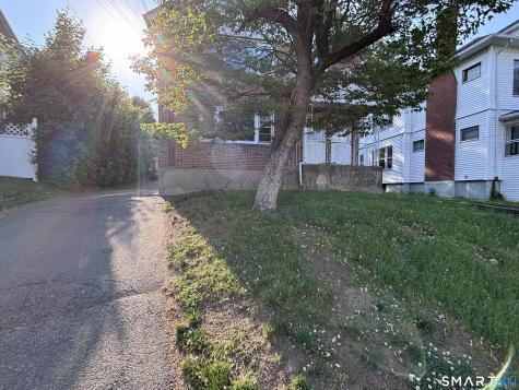 95-97 Grandview Terrace Hartford CT 06114