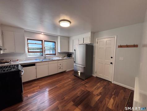 95-97 Grandview Terrace Hartford CT 06114