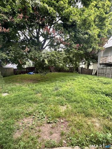 7 Prest Street New London CT 06320