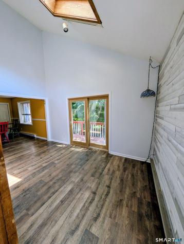 6 Taagan Street Danbury CT 06811