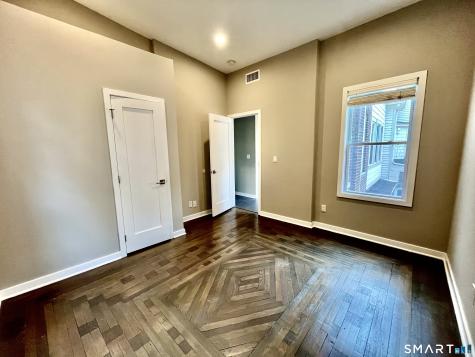 597 Chapel Street New Haven CT 06511