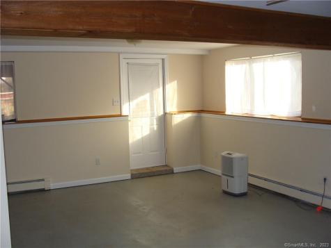 30 Thistle Down Lane Naugatuck CT 06770