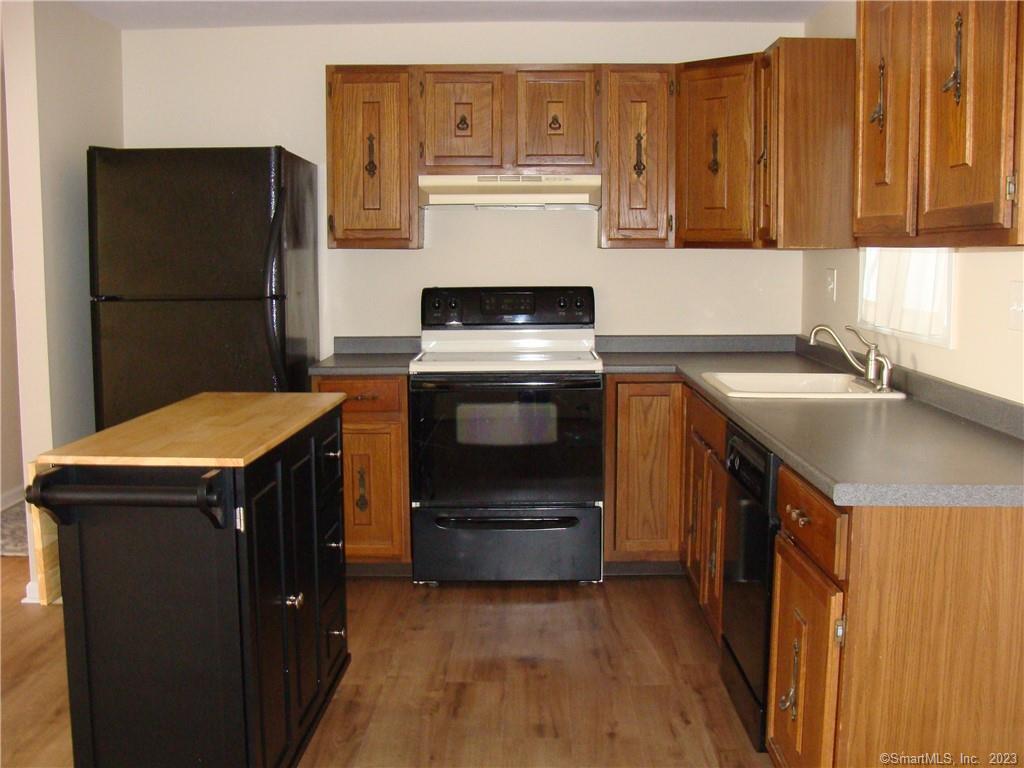 30 Thistle Down Lane Naugatuck CT 06770