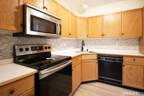 378 Meridian St Extension Groton CT 06340