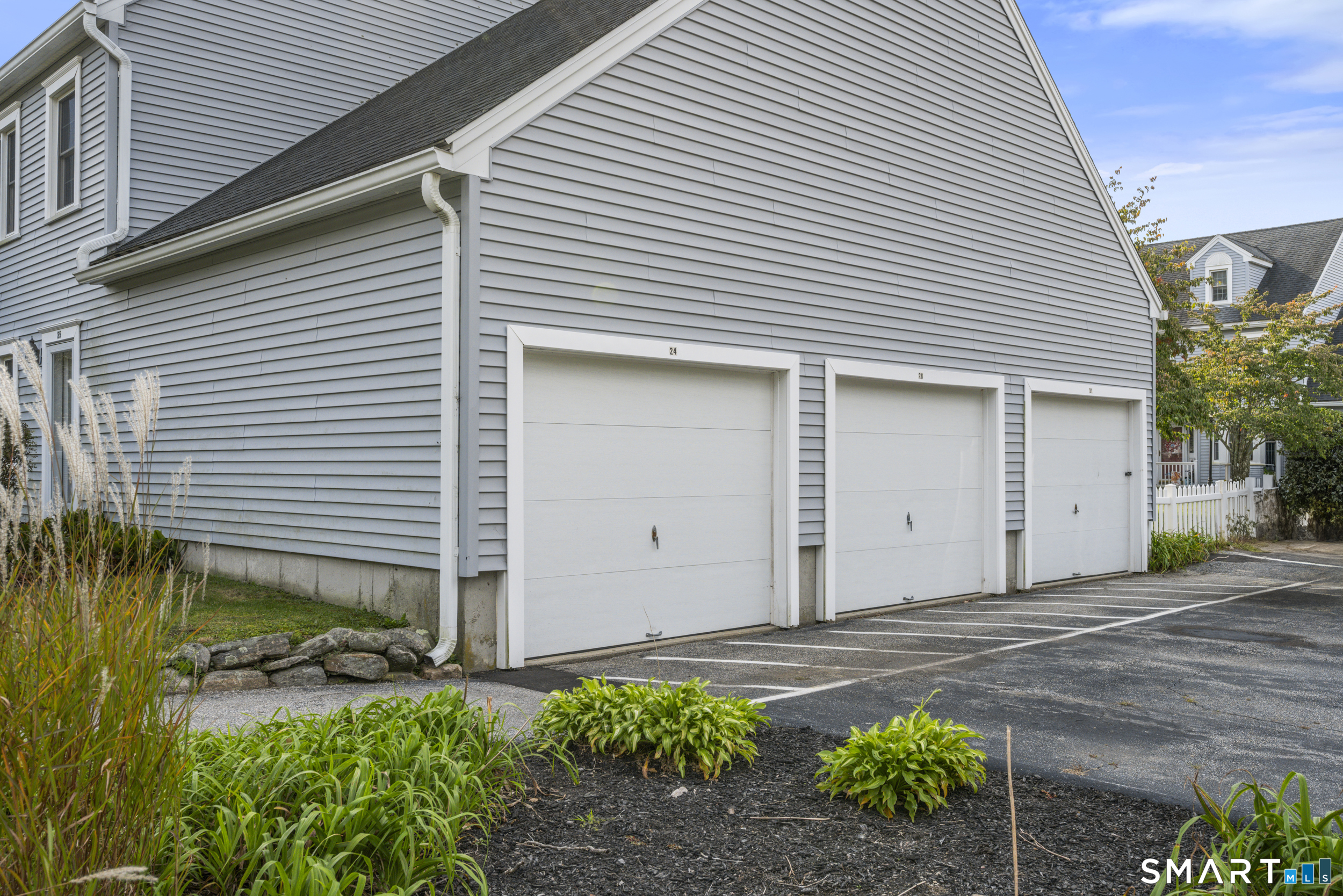 378 Meridian St Extension Groton CT 06340