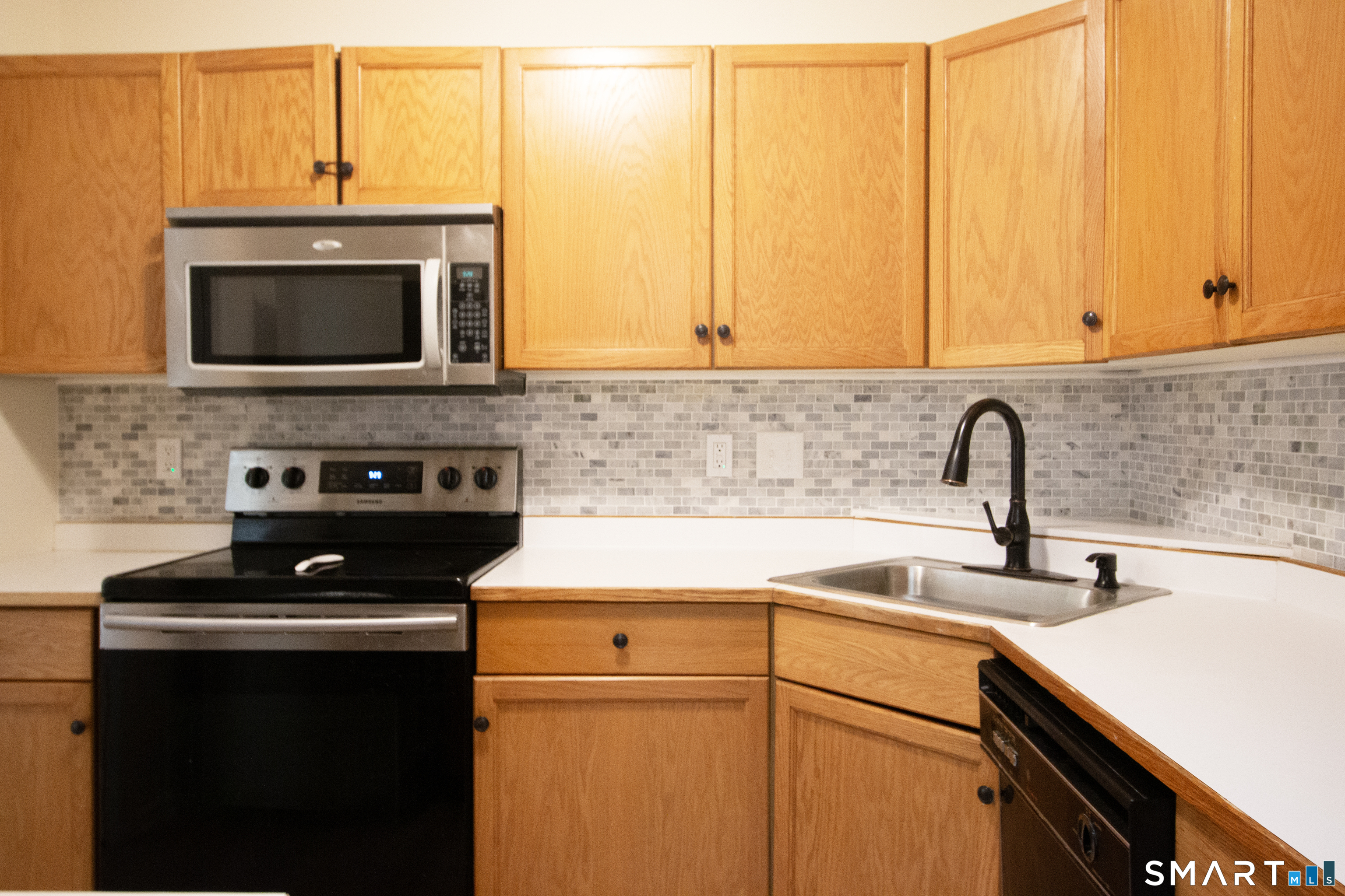 378 Meridian St Extension Groton CT 06340