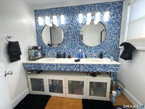 272 Saint John Street New Haven CT 06511