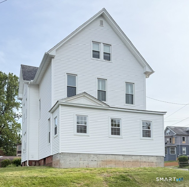 84 Alcove Street Meriden CT 06451