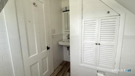 84 Alcove Street Meriden CT 06451