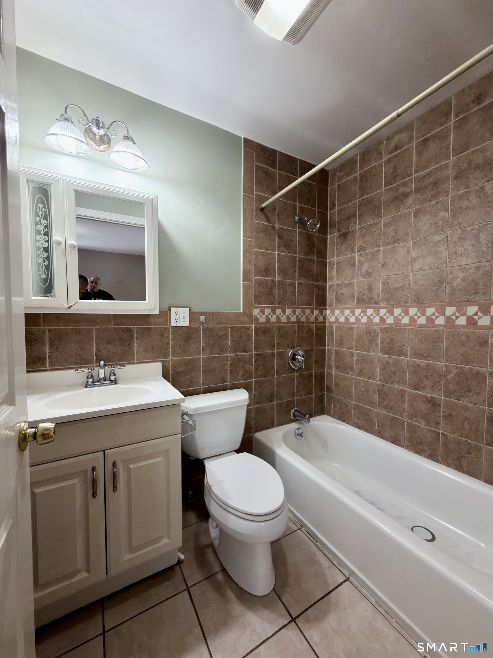 41 Perth Street Bridgeport CT 06606