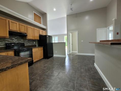 24 Macarthur Court Bristol CT 06010