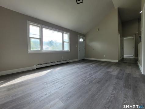 24 Macarthur Court Bristol CT 06010