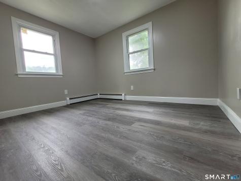 24 Macarthur Court Bristol CT 06010