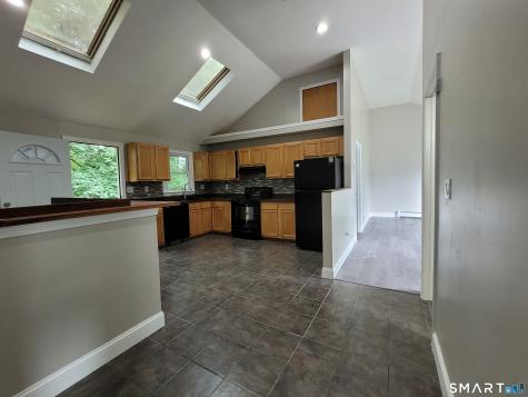 24 Macarthur Court Bristol CT 06010