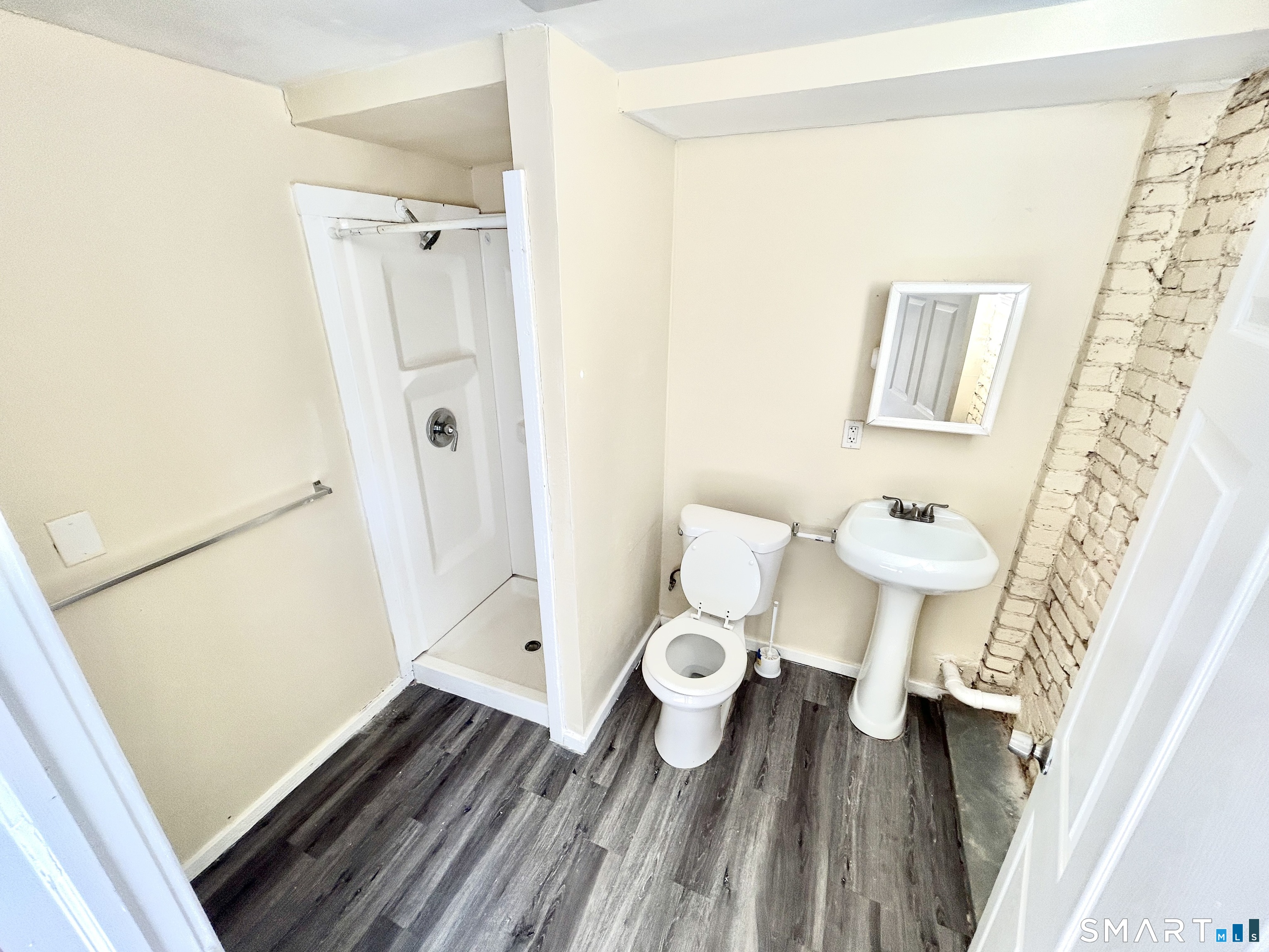 125 Hillside Avenue Waterbury CT 06710