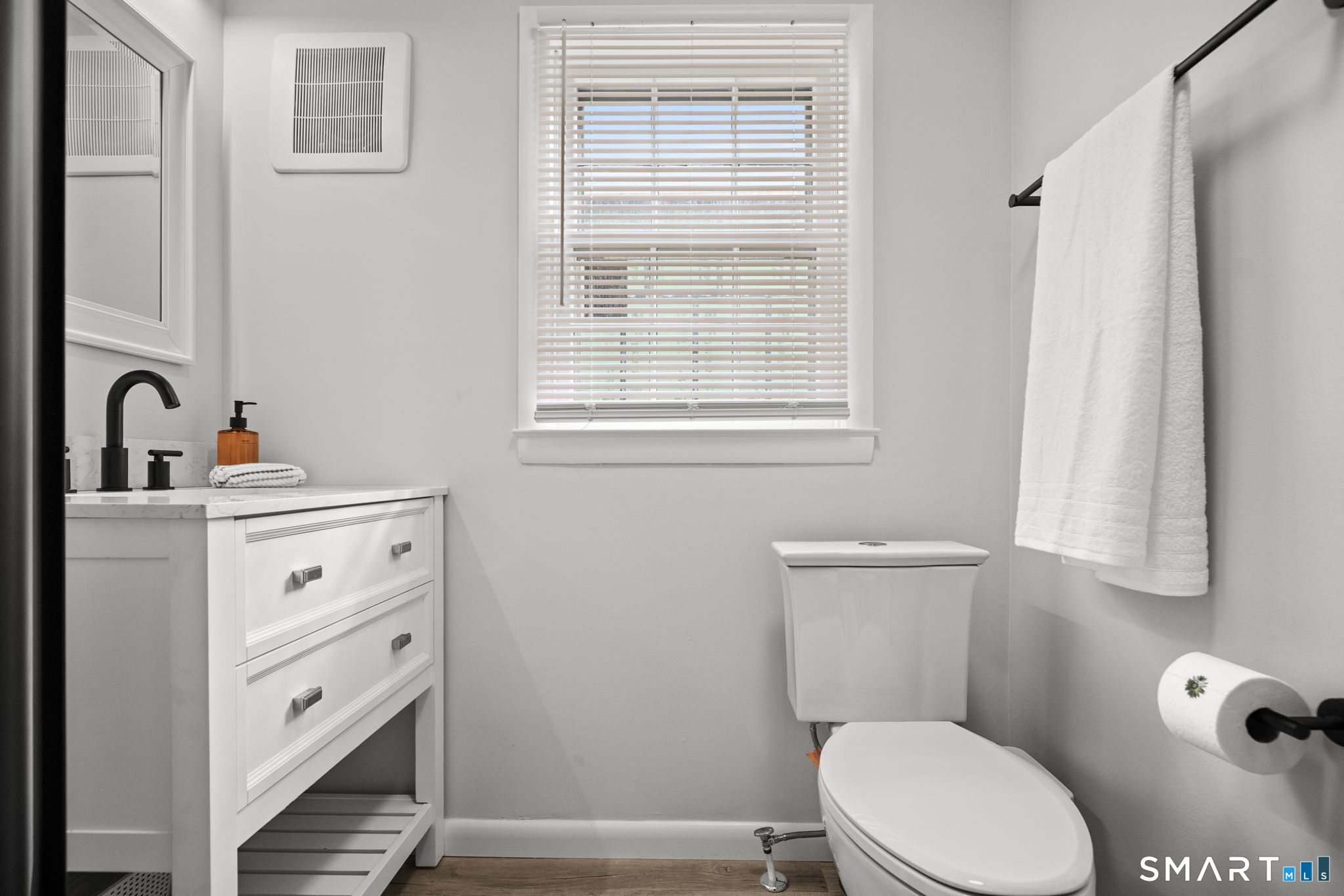 149 East Main Street Clinton CT 06413
