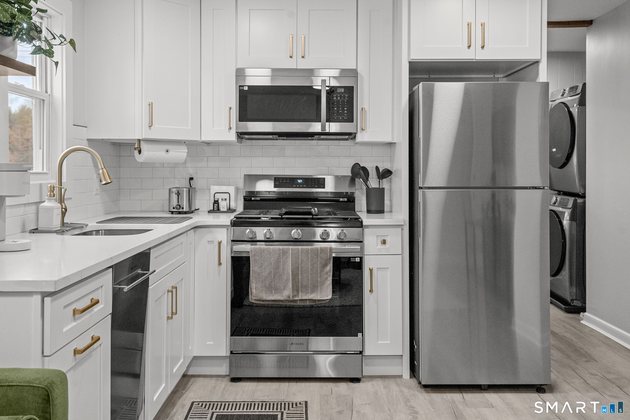149 East Main Street Clinton CT 06413