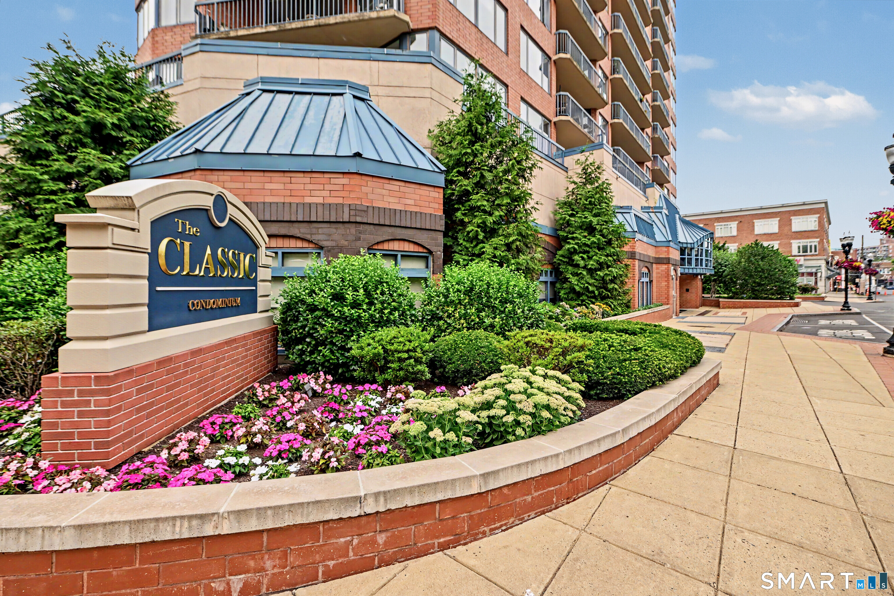 25 Forest Street Stamford CT 06901