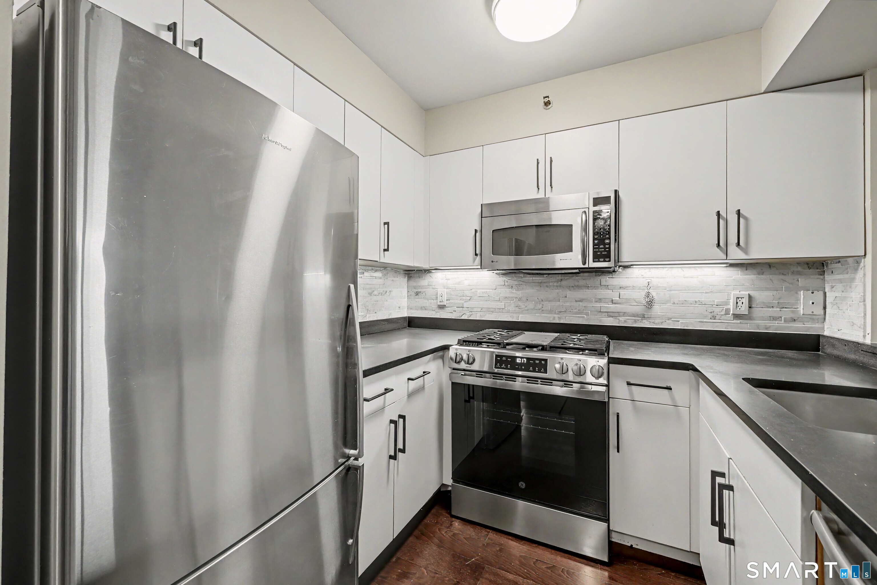 25 Forest Street Stamford CT 06901