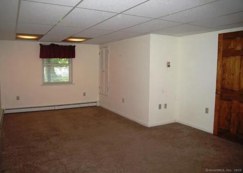 28 Lloyd Road Waterford CT 06385