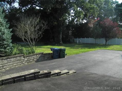 28 Lloyd Road Waterford CT 06385