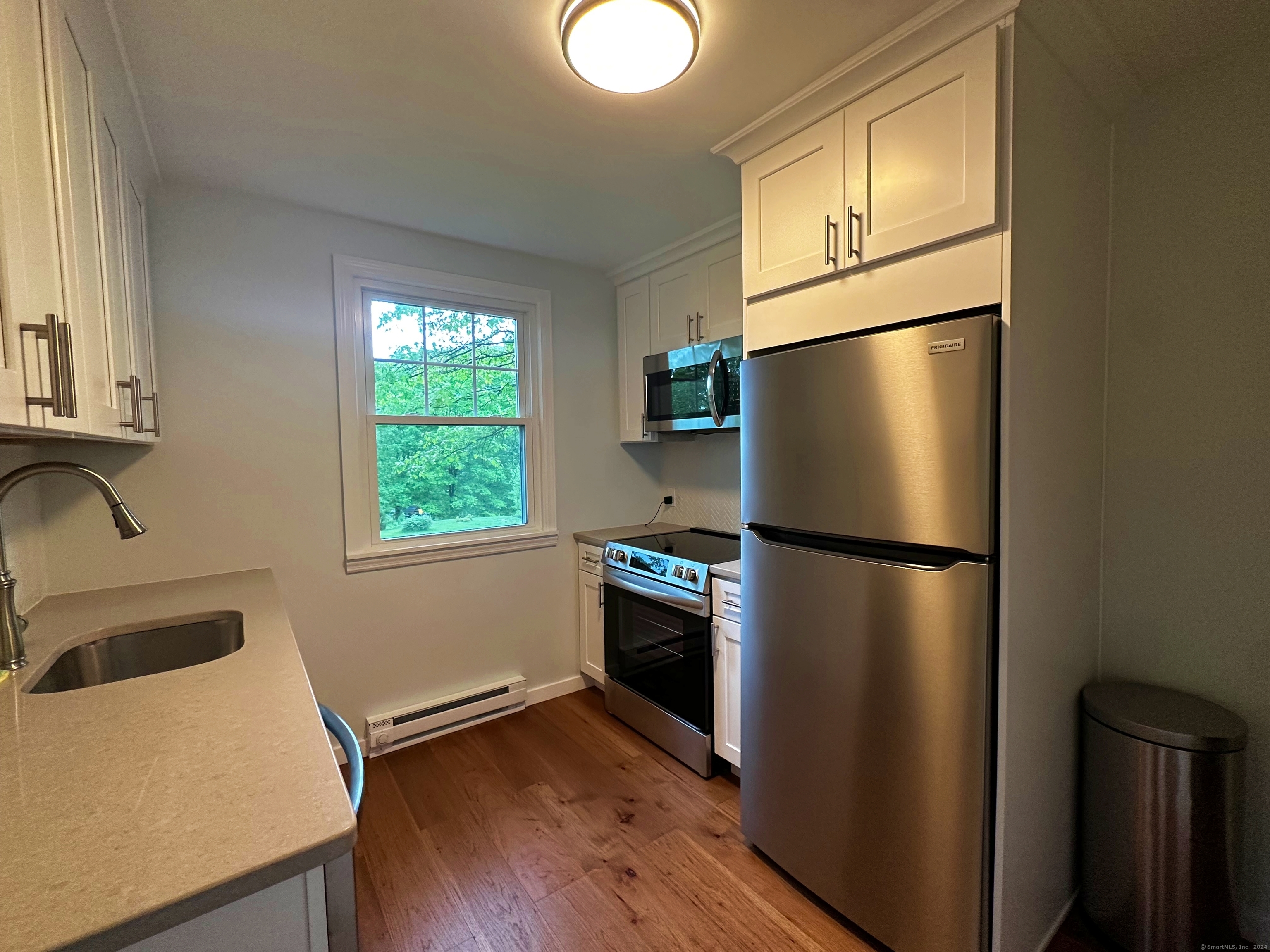 18 Inglenook Road New Fairfield CT 06812