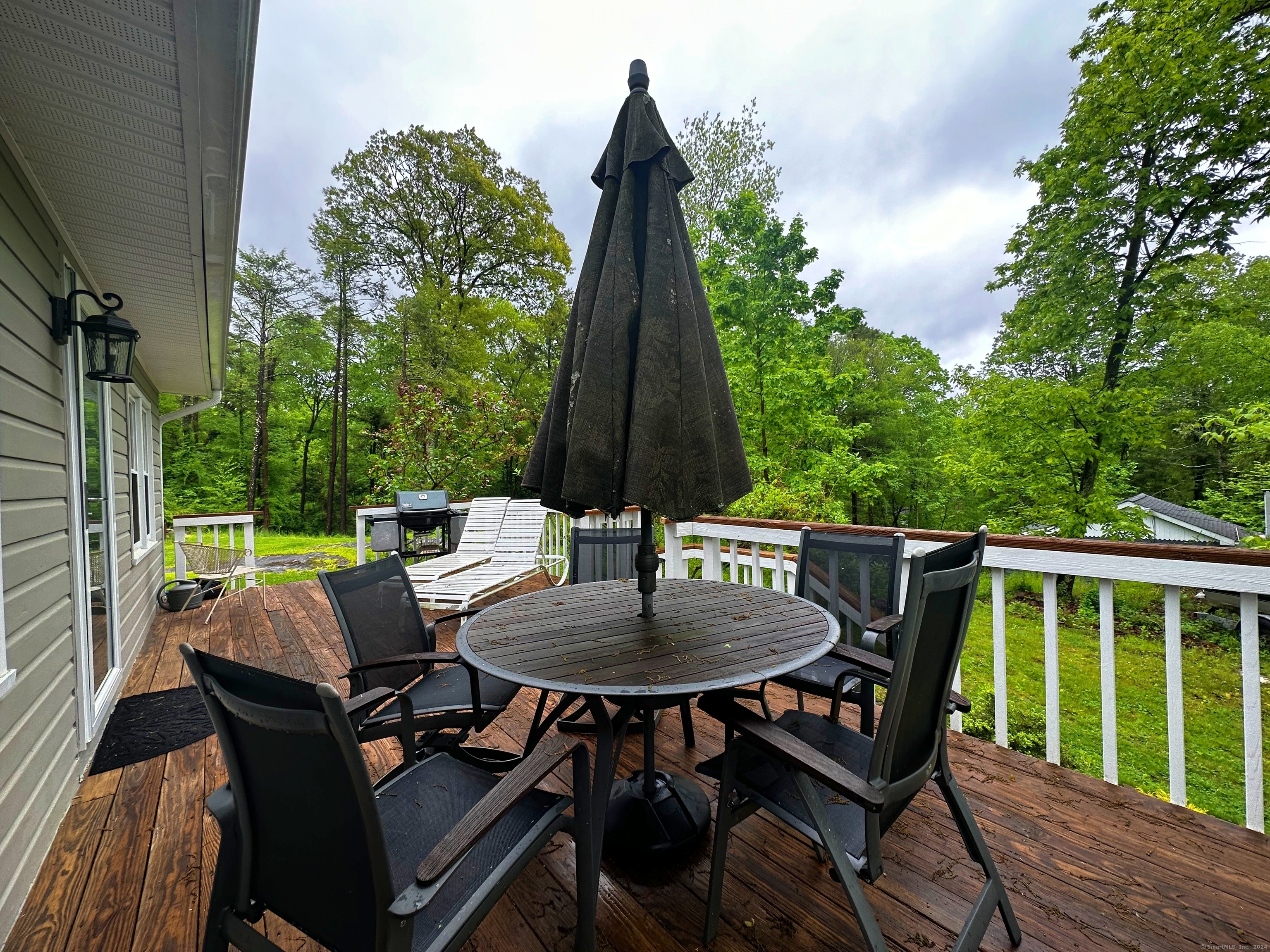 18 Inglenook Road New Fairfield CT 06812
