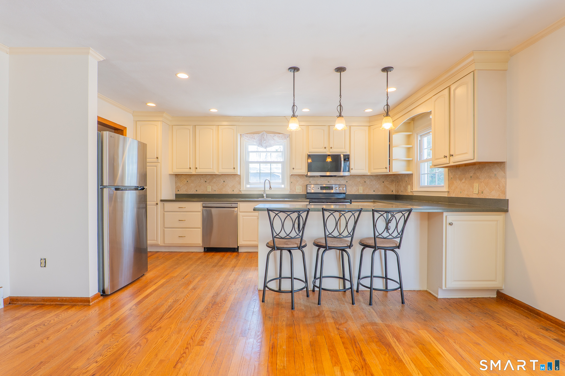 9 Pleasant Street Bethel CT 06801