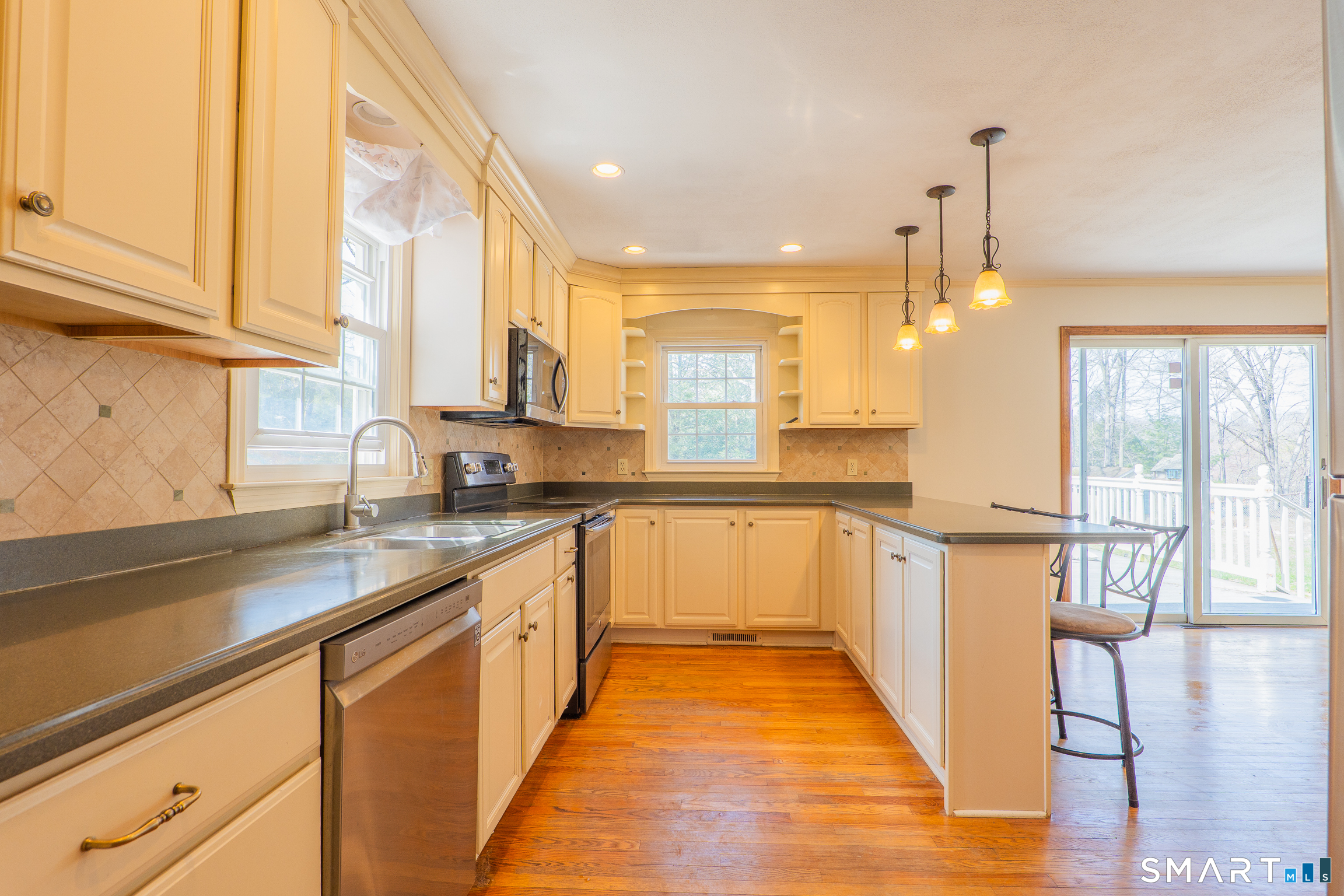 9 Pleasant Street Bethel CT 06801