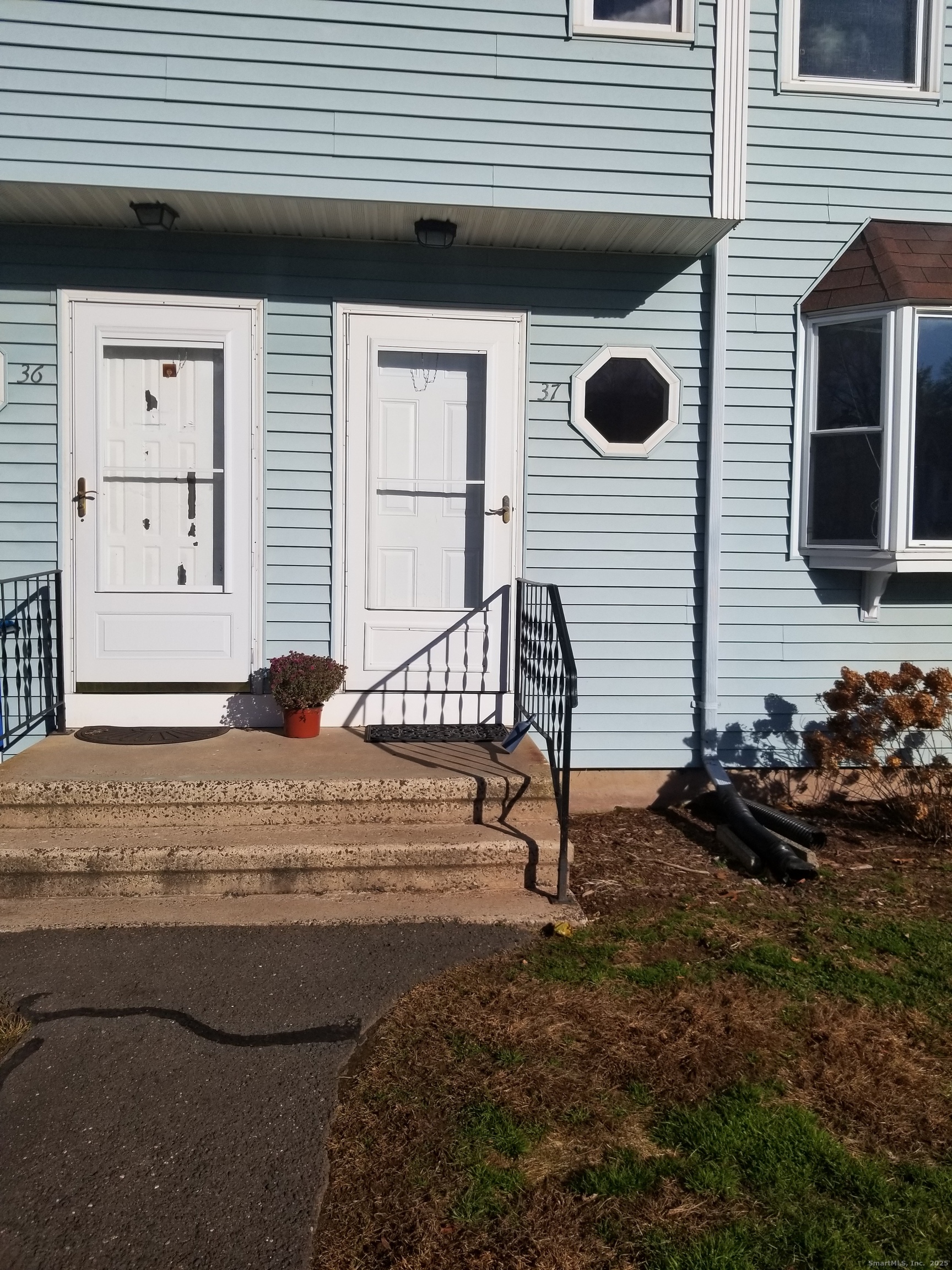 1 Abbott Road Ellington CT 06029