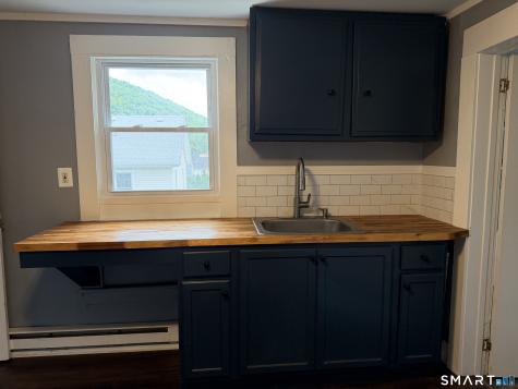 246 Oak Street Winchester CT 06098