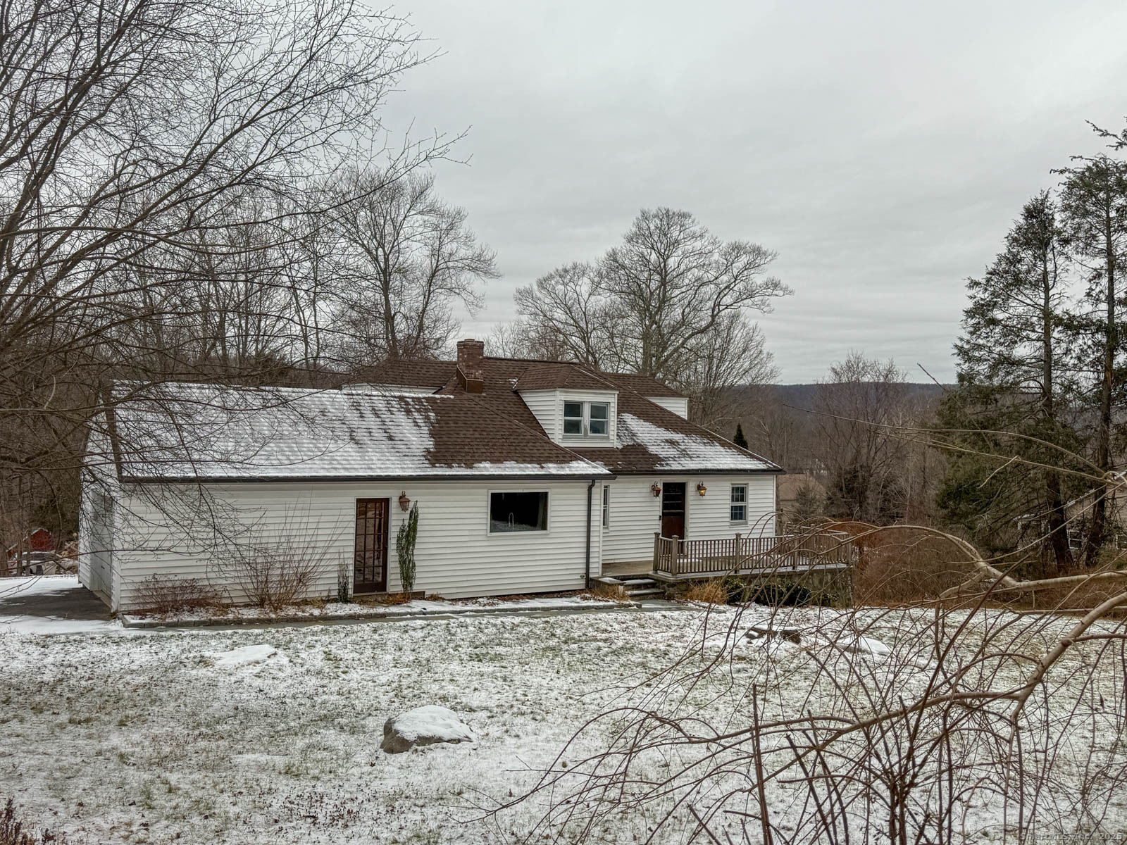 2 Maple Lane New Fairfield CT 06812