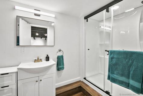 14 Ridgewood Road Avon CT 06001