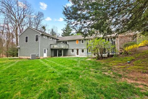 14 Ridgewood Road Avon CT 06001