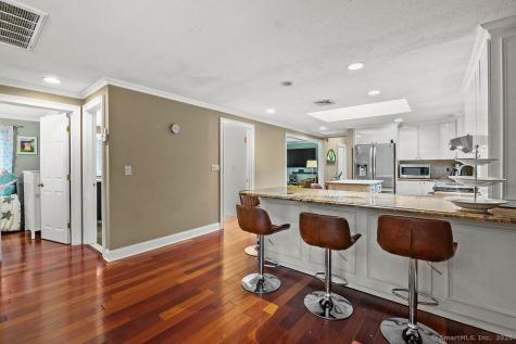 14 Ridgewood Road Avon CT 06001