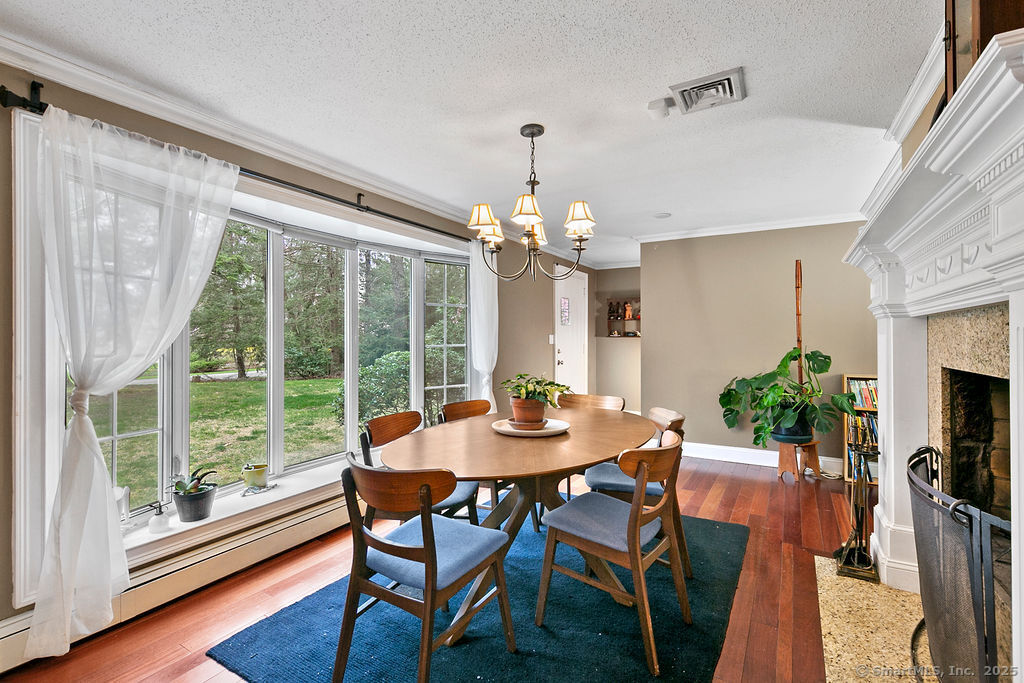 14 Ridgewood Road Avon CT 06001