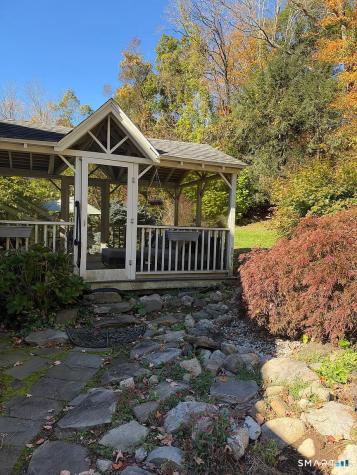 17 Highland Avenue Redding CT 06896