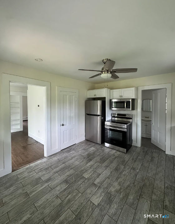 25 Drive Way Guilford CT 06437