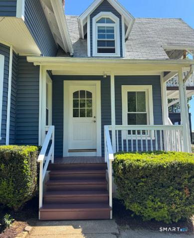 25 Drive Way Guilford CT 06437