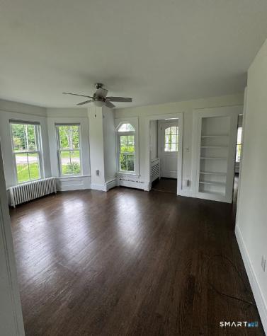 25 Drive Way Guilford CT 06437