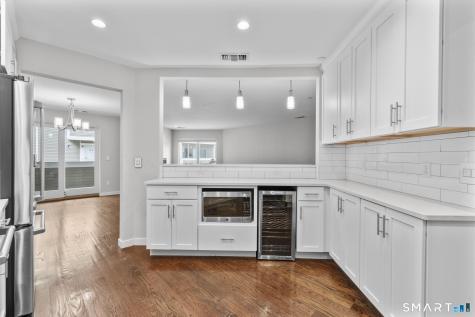 95 Harbour Close New Haven CT 06519