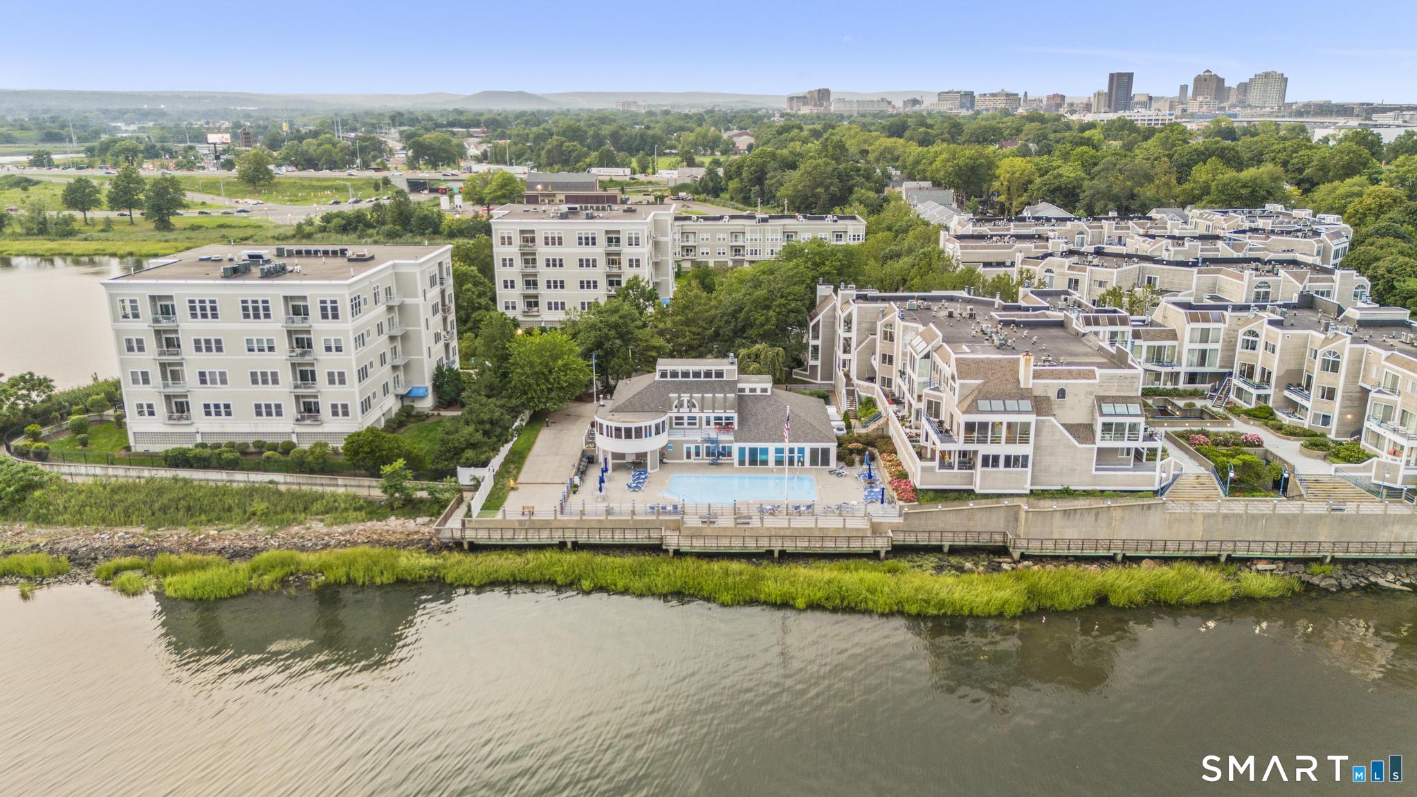 95 Harbour Close New Haven CT 06519