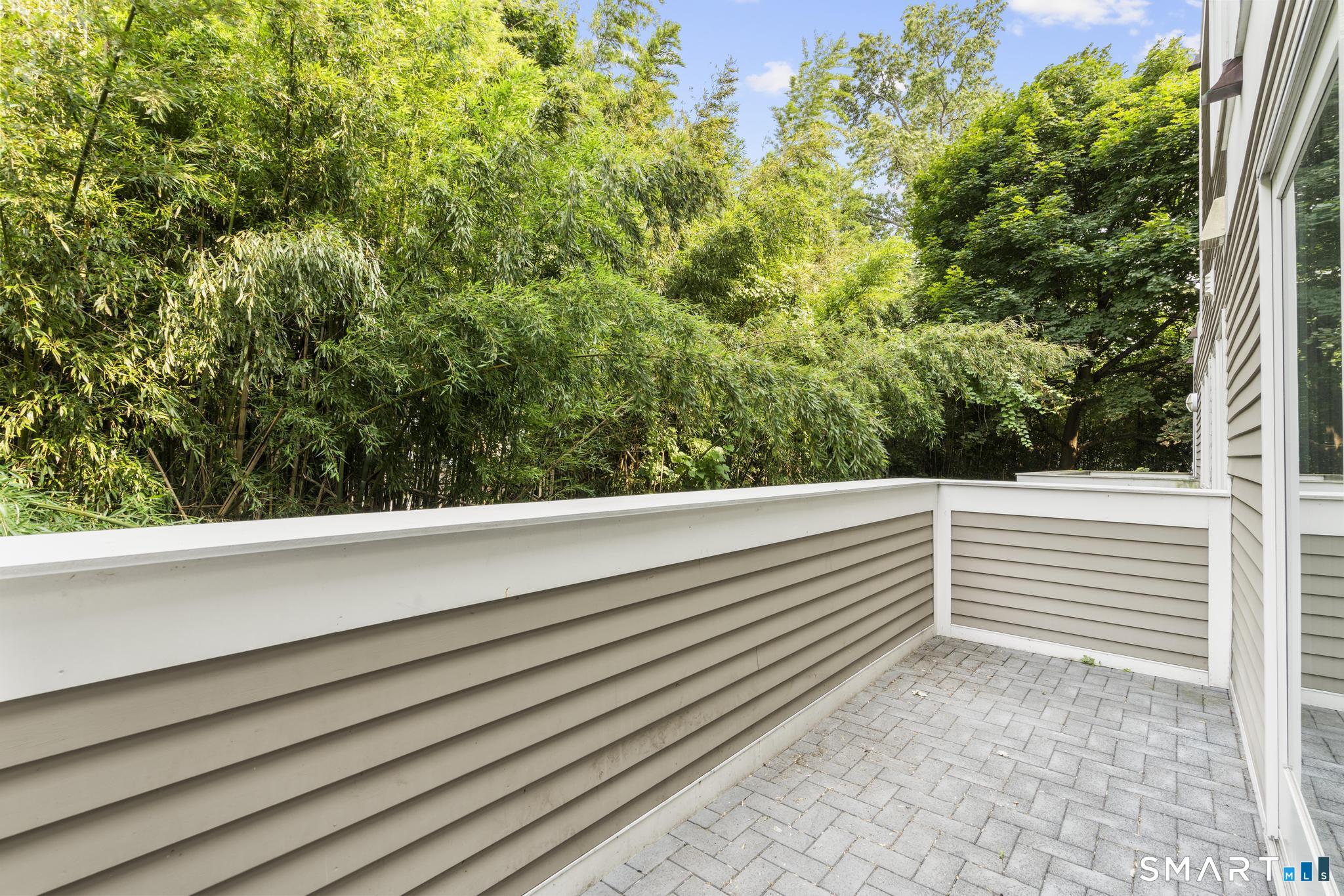 95 Harbour Close New Haven CT 06519
