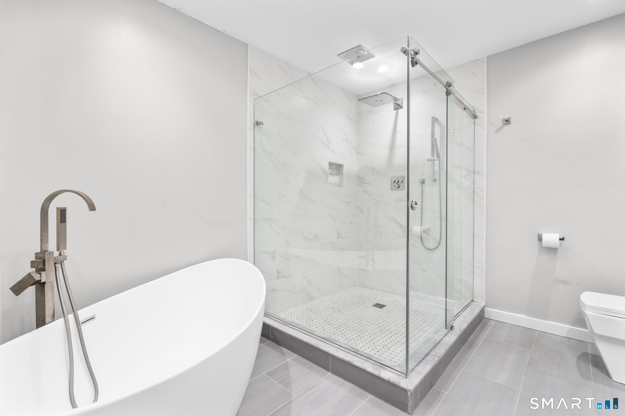 95 Harbour Close New Haven CT 06519