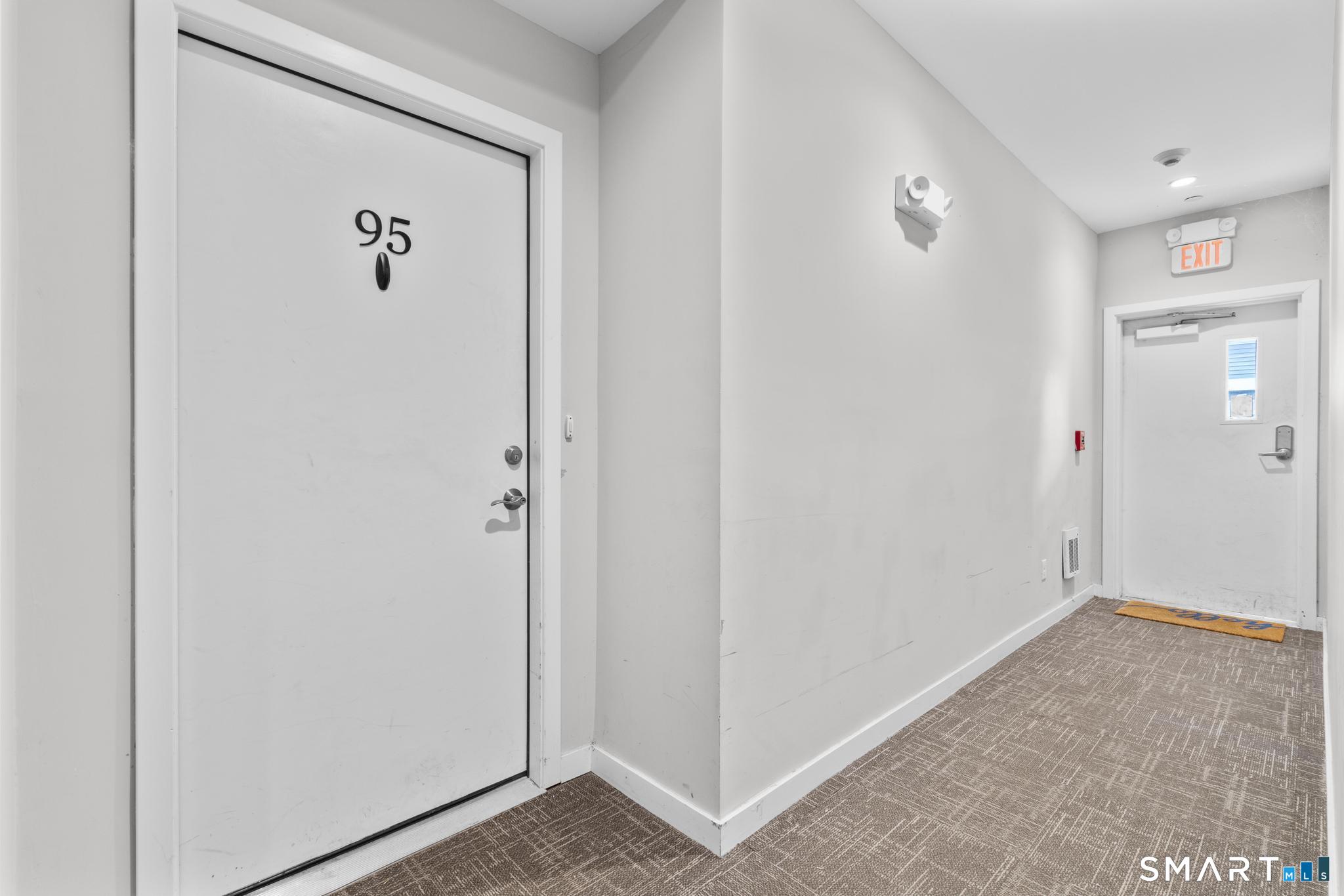 95 Harbour Close New Haven CT 06519